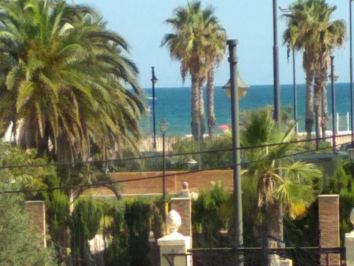 Apartmentsuitespain Atic Panoramic Beach Valencia Exterior photo
